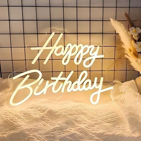 Sinal de feliz aniversário néon